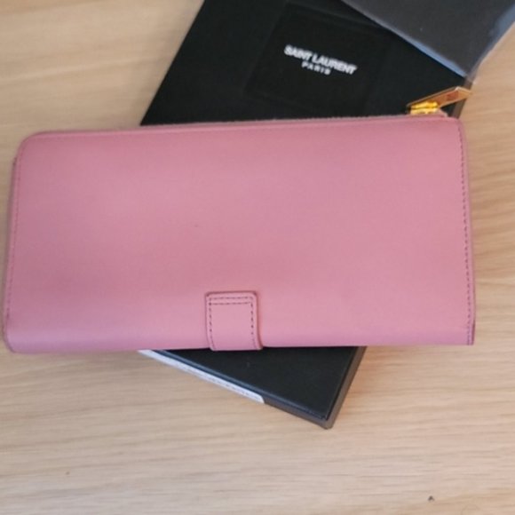 Authentic YSL Ligne Y Long Wallet - Picture 4 of 16